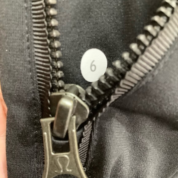 Lululemon Athletica Out And About Performance Pants Straight Slim - Picture 8 of 9